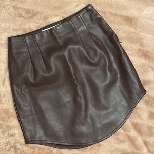 Bishop + Young XS faux leather wine/brown skirt🤎🍷